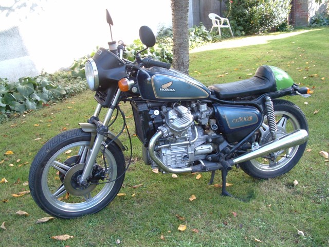 café-custom 003.jpg
